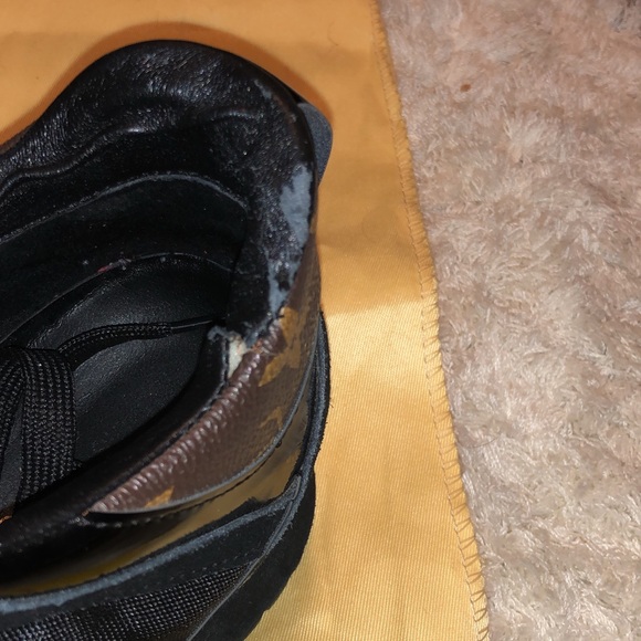 Louis Vuitton Shoes - Picture 5 of 6